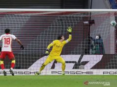 Leipzig Tundukkan Gladbach