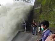 Nyethek, Mancing Tanpa Umpan di Waduk Gajahmungkur Wonogiri