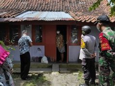 Bhabinkamtibmas Kebumen Sambangi Pasien Isolasi Mandiri