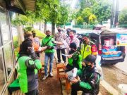 PPKM Mikro Jatingaleh Semarang Sosduk Bagi-Bagi Masker