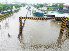 Jalan Raya Kaligawe Lumpuh Total, Banjir Semarang Makin Parah