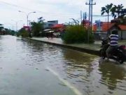 Genangan Air Kaligawe Makin Meninggi, Ini Imbauan Satlantas Polrestabes Semarang