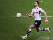 Liverpool Dilaporkan Rekrut Bek Tim Kasta Kedua Ben Davies