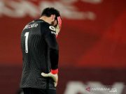 Dua Blunder Alisson Hadiahkan Kemenangan bagi City di Anfield