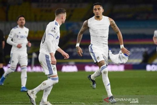 Leeds Cukur Southampton 3-0