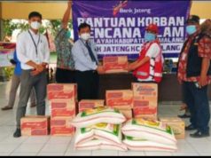 Uluran Tangan Bank Jateng Cabang Pemalang Untuk Korban Banjir di Kecamatan Ulujami