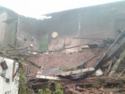 Tidak Kuat Menahan Gerusan Air, Dua Rumah Milik Warga Blingoh Longsor