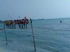 Berwisata ke Pantai Ombak Mati Jepara, Kita Tak Mendengar Suara Deburan Ombak