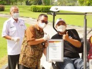 Dampak Pandemi Covid-19, Penyerahan Penghargaan Dengan Cara Drive Thru