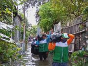 Banjir Hari Ketiga Semarang, LAZiS Jateng Terus Suplai Logistik