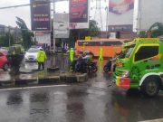 Unit Lantas Polsek Gayamsari Urai Kemacetan Simpang Tol