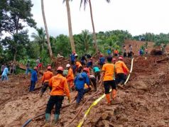 Hari ke 4, Tim SAR Gabungan Lanjutkan Pencarian Korban Tanah Longsor