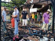 Korsleting Listrik, Rumah Warga Kenteng Ludes Terbakar