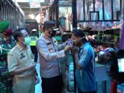 Polres Batang Bagikan Ribuan Masker kepada Warga