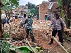 Hujan Deras Robohkan Rumah di Batang, Satu Terluka