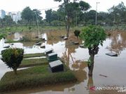 TPU Karet Bivak Tergenang Air 30 Sentimeter akibat Hujan Lebat
