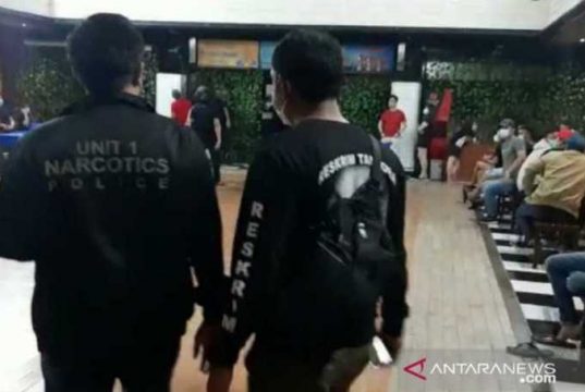 Kutabex JV Food and Sport Center Disegel karena Langgar Jam Operasi
