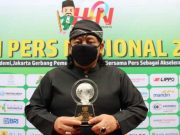 Walkot Tegal Terima Penghargaan PWI Pusat