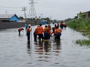 Jalur KA Terendam Banjir, KAI Daop4 Langsung Naikkan Batas Ketinggian Rel