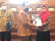 Raga Boleh Menua dan Usia Bertambah , Namun Pengabdian Tak Boleh Berhenti