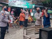 Polsek Kunduran Sosialisasikan PPKM Mikro sambil Berbagi Masker Gratis