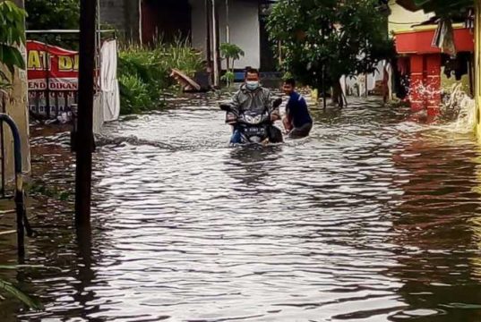 Sejumlah Wilayah di Semarang Masih Tergenang Banjir