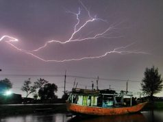 Seorang Nelayan di Jepara Tewas Tersambar Petir saat Angkut Ikan