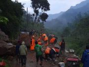 Rahtawu Longsor, Akses Jalan Terputus