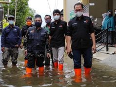 Ketua Muhammadiyah Jateng Tinjau Pengungsi di Pekalongan