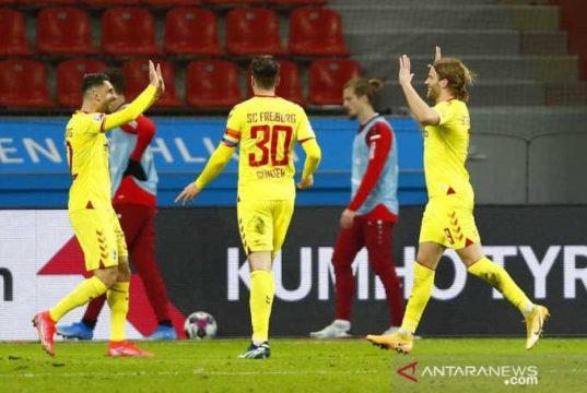 Freiburg Bawa Pulang Kemenangan 2-1 dari Markas Leverkusen