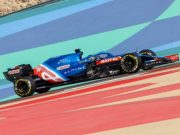 Bungkus Sandwich Biang Kerok Alonso Gagal Finish di Bahrain