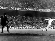 Lorimer Sang Legenda Leeds United Meninggal Dunia