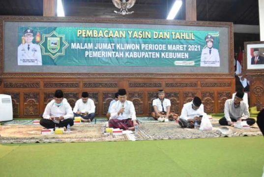 Gelar Tahlil, Bupati Kebumen Ajak Masyarakat Bangkit dari Pandemi