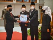 Khofifah Tantang Gus Ipul Jadikan Pasuruan sebagai Singapura-nya Jatim