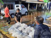 IPEBI Jawa Tengah dan IZI Bantu Warga Pekalongan Terdampak Banjir