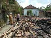 Konsleting Listrik, 2 Rumah di Gubug Ludes Terbakar