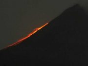 Merapi Luncurkan 12 Kali Lava Pijar