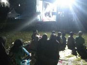 DPR Harap Acara Nonton Bareng di Perkampungan Bisa Dongkrak Ekonomi