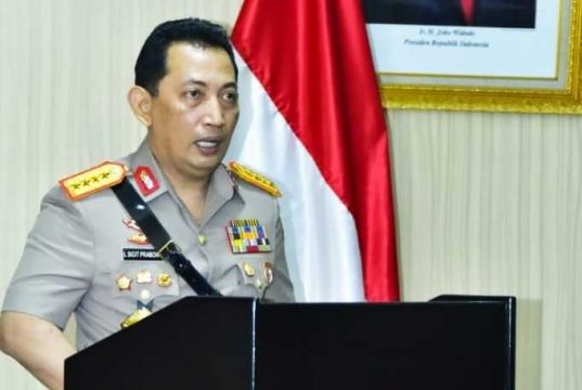 Kapolri di Semarang Tinjau Vaksinasi Massal dan Buka Rakernis Lemdiklat Akpol