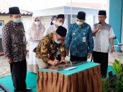 Azis Resmikan Masjid Nurul Huda SMP Negeri 3