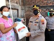 Pekan Bantuan Sosial ke 2, Polsek KPTE Sasar Warga Jalan Komodor Yos Sudarso Semarang
