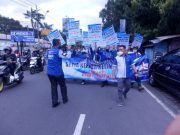 Ratusan Kader Demokrat Se-Solo Raya Demo Lawan Gerakan Pengambilalihan Kepemimpinan Lewat KLB