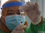 Riza Patria: Halal-Haram AstraZeneca DKI Ikuti Kebijakan Pusat