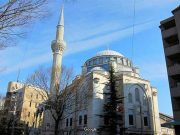 Masjid Utama Tokyo Akhirnya Dibuka Setelah Tutup 10 Pekan