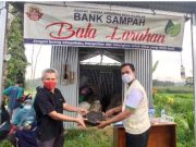 Mahasiswa Unisnu Produksi Paving Blok dari Sampah Plastik