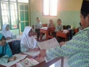 Janji Allah kepada Orang yang Menuntut Ilmu