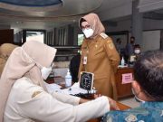 Hari Pertama Kerja, Bupati Sukoharjo Sidak Vaksinasi