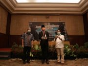 Peserta UKW PWI-Semen Gresik Dapat Hadiah Uang Tunai dan Suvenir