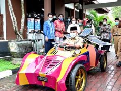 Bupati Coba Mobil Listrik Karya Siswa SMA Muhammadiyah Gombong