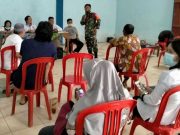 Komsos, Babinsa Beri Edukasi Pentingnya Protokol Kesehatan